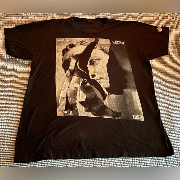 ✨ Jay-Z Magna Carter World Tour Concert T-Shirt ✨ - Picture 1 of 3
